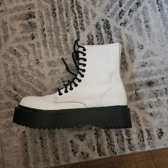Jeffrey Campbell White Platform Combat Boots Chunky Lace Up Zip - Picture 2 of 5